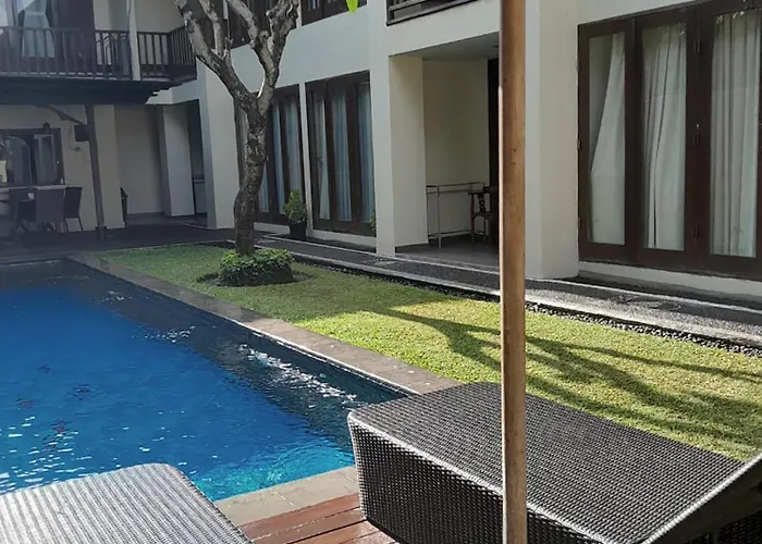 Aparthotel Sekuta 3*