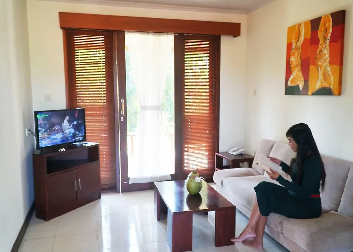 Sekuta Aparthotel 3*