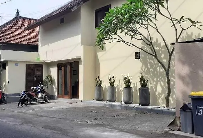 Aparthotel Sekuta 3*